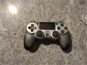 PS4 SLIM - Playstation