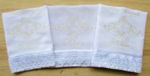 Kit Batizado com Toalha em Linho e 2 Fraldas - Artesanato e Personalizados