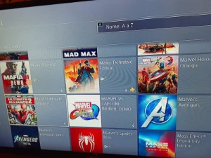Conta PSN com 403 jogos + PSN Plus Essencial 1 ano - Outros