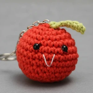 Chaveiro Mini Maçã Amigurumi - Artesanato e Personalizados