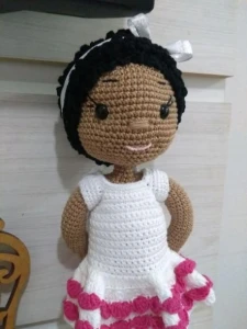 Boneca Emily - Artesanato e Personalizados