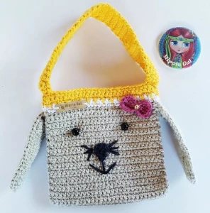 Bolsinha Infantil Coelhinha em Crochê - Artesanato e Personalizados