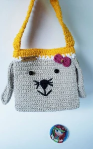 Bolsinha Infantil Coelhinha em Crochê - Artesanato e Personalizados
