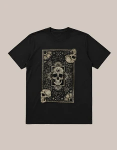 Camiseta Preta Cards of Skull - Tamanho P - Artesanato e Personalizados