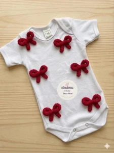 Body com Laços de Tricotin Personalizado - Artesanato e Personalizados