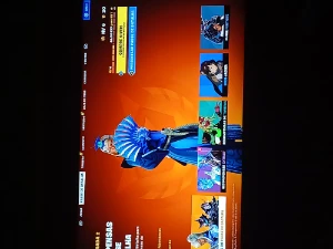 Conta de Fortnite com 245 (Incluindo Raras)