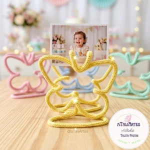 Centro de Mesa Porta Retrato Borboleta- Tricotin - Borboleta - Artesanato e Personalizados