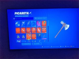 Vendo conta de fortnite, com ikonik, glow e muito mais