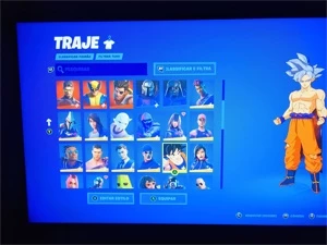 Vendo conta de fortnite, com ikonik, glow e muito mais
