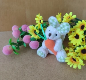 Coelhinho de Pelucia de 8cm (sentado) - Artesanato e Personalizados