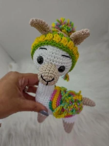 Lhama de crochê - Artesanato e Personalizados
