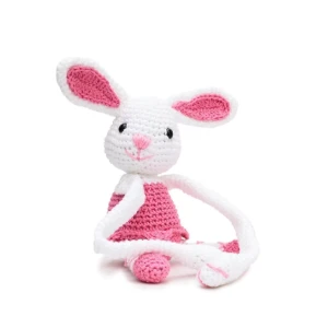 Prendedor de cortina coelhinha bailarina em amigurumi - Artesanato e Personalizados