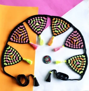 Varal de Bandeirinhas Neon em Crochê - Artesanato e Personalizados