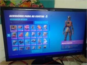 Conta com temporada 2 e com minty - Fortnite