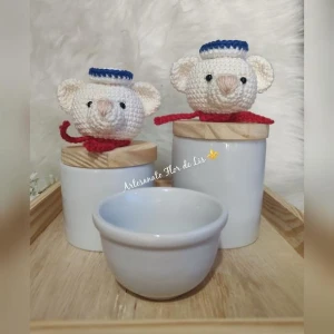 Kit Higiene para Bebê em Porcelana com Amigurumi - Artesanato e Personalizados