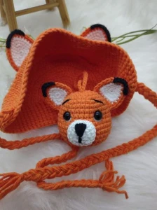 Toucas Em Croche Para Bebês Com Chaveiro - Raposa - Artesanato e Personalizados
