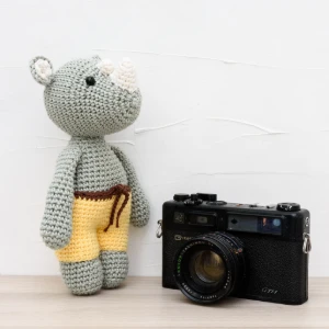 Rinoceronte Esverdeado em Crochê Amigurumi - Artesanato e Personalizados