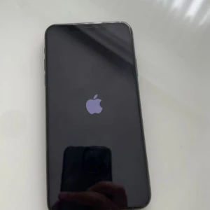 iphone 11 pro max, 64g usado, frete por minha conta! - Produtos Físicos