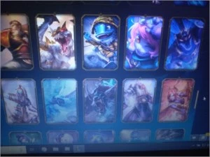 CONTA DIAMANTE 4 SOLOQ E PLATINA 5 NA FLEX - 80 SKINS - League of Legends LOL
