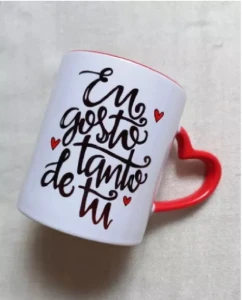 Caneca Personalizada com Alça de Coração - Artesanato e Personalizados