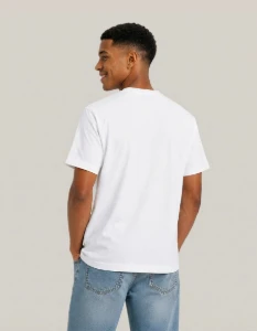 Camiseta Branca Beach - Artesanato e Personalizados