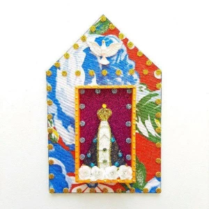 Capelinha de Madeira e Chita "N. S. Aparecida" - Artesanato e Personalizados
