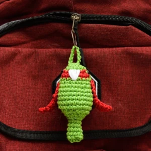 Chaveiro Passarinho Verde em Amigurumi - Artesanato e Personalizados