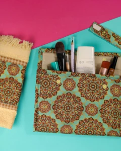 Kit Higiene Impermeável com Toalhinha e Lixa - Artesanato e Personalizados