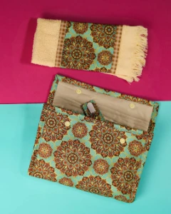 Kit Higiene Impermeável com Toalhinha e Lixa - Artesanato e Personalizados