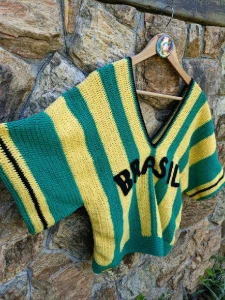 Blusa de Crochê Brasil Copa - Artesanato e Personalizados