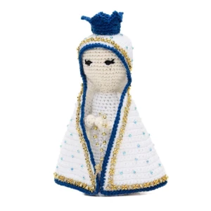 Nossa Senhora de Manto Branco em Amigurumi - Artesanato e Personalizados