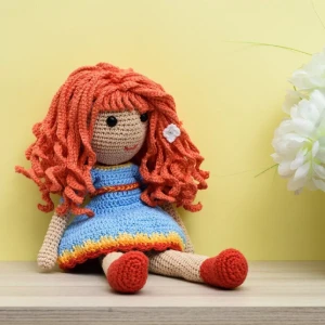 Boneca Valquíria em amigurumi - Artesanato e Personalizados