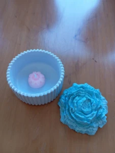 Bowl Peônia Riscado em Gesso com Mini Vela - Artesanato e Personalizados