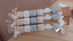 Sabonete Nome (5 Letras) com Nuvem - Artesanato e Personalizados