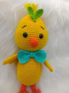 Amigurumi Pintinho em Crochê - Artesanato e Personalizados
