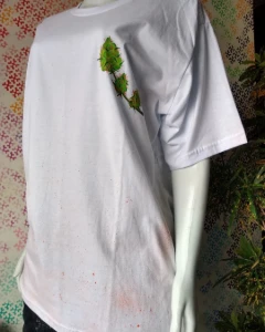 Camiseta três buddies - Artesanato e Personalizados