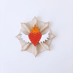 Enfeite Milagro Mexicano - Coração Flamejante com Asas - Artesanato e Personalizados