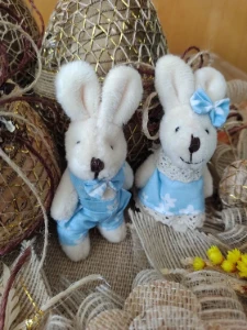 Casal mini coelhinhos de pelúcia (8cm) - azul - Artesanato e Personalizados