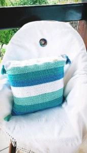 Capa de Almofada Dupla Face em Crochê Oceano - Artesanato e Personalizados