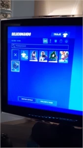 vendo conta com glow +4 skins - Fortnite