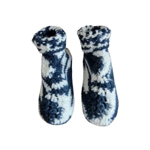 Pantufa de Lã Infantil Preto e Branco 32 - Artesanato e Personalizados