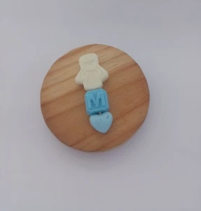 Anjo com Inicial - Artesanato e Personalizados