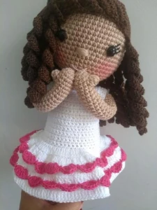 Boneca Esther - Artesanato e Personalizados