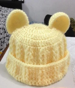 Toucas para Bebês em Tricô e Crochê - Artesanato e Personalizados