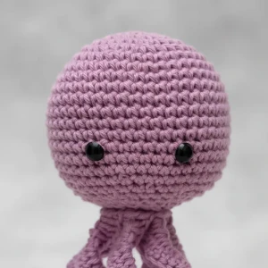 Polvo Newborn Lilás Amigurumi - Artesanato e Personalizados