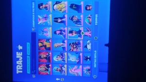 Conta fortnite com 150 skins raras