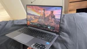 Notebook Samsung Galaxy Book4 i3 8GB 256GB SSD 15,6" FHD - Produtos Físicos
