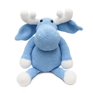 Alce em amigurumi - Artesanato e Personalizados