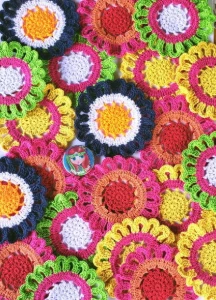 Flor em Crochê Aplique (15cm) - Artesanato e Personalizados