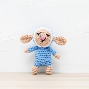 Ovelhinha Amigurumi - Artesanato e Personalizados
